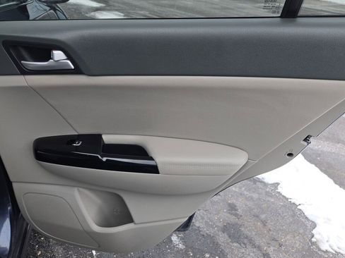 Used 2018 Kia Sportage EX w/ EX Premium Package image 8