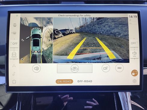 Certified 2025 Land Rover Range Rover Sport S image 22