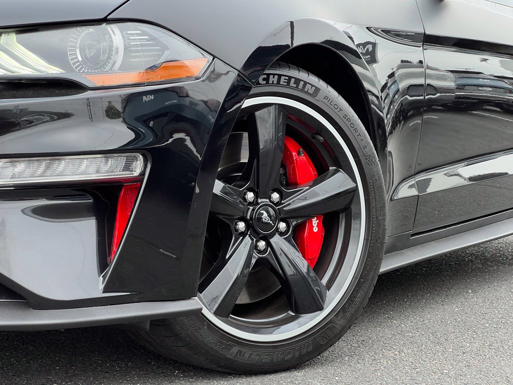 Used 2019 Ford Mustang Bullitt RWD image 2