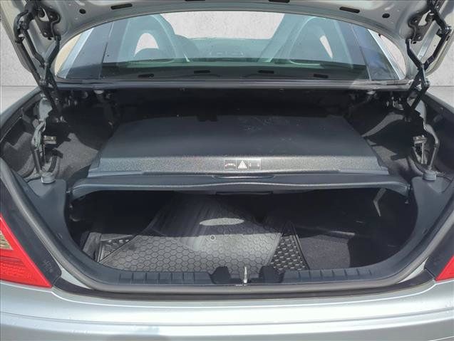 Used 2005 Mercedes-Benz SLK 350 image 26