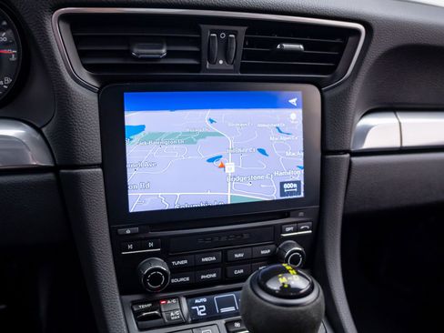 Used 2017 Porsche 911 Carrera S image 29