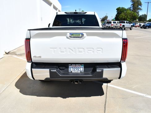 Used 2023 Toyota Tundra Limited AWD/4WD image 9