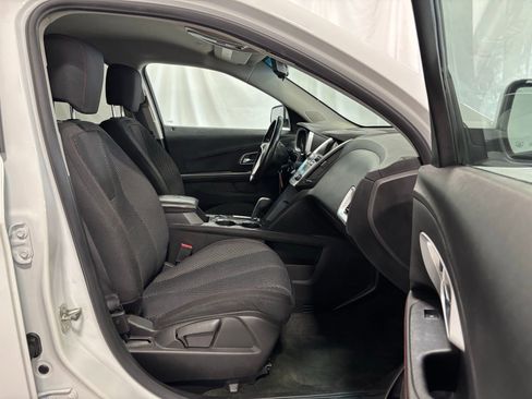 Used 2015 Chevrolet Equinox LT w/ Driver Convenience Package image 15