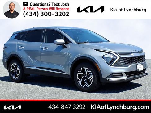 Used 2023 Kia Sportage LX AWD/4WD image 1