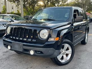 Used 2013 Jeep Patriot Latitude w/ Sun/Sound Group video 2