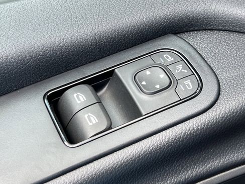 New 2025 Mercedes-Benz Sprinter 2500 image 13