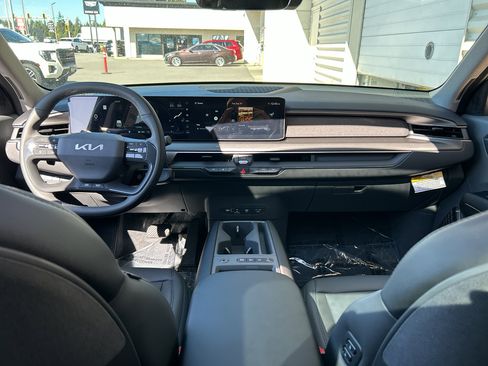 New 2026 Kia EV9 Wind image 18