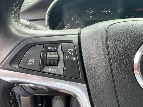 Used 2018 Buick Encore Preferred AWD/4WD image 17