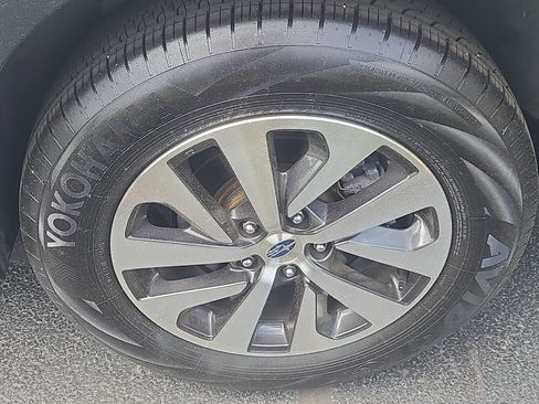 Certified 2025 Subaru Outback Premium AWD/4WD image 28