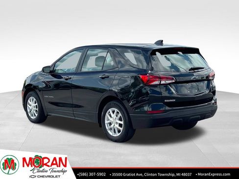 Certified 2024 Chevrolet Equinox LS w/ Driver Confidence II Package FWD image 4