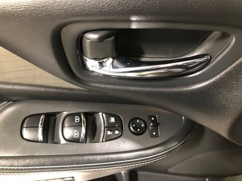 Used 2015 Nissan Murano Platinum w/ Platinum Technology Package image 21