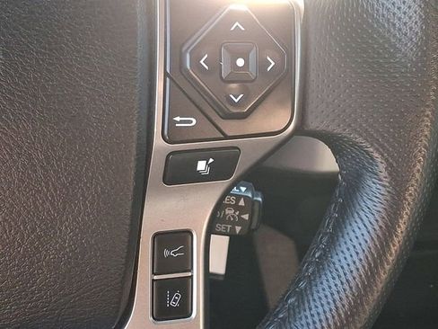 Used 2022 Toyota Tacoma SR AWD/4WD image 21