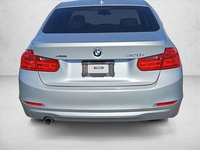 Used 2015 BMW 320i xDrive Sedan AWD/4WD image 6
