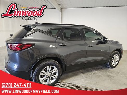 Used 2022 Chevrolet Blazer LT w/ Sound & Technology Package image 2