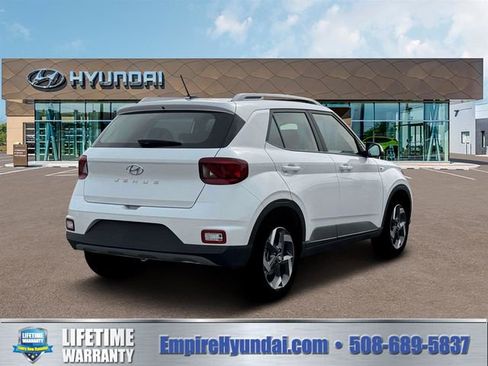 New 2026 Hyundai Venue SEL image 7