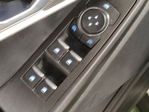 Used 2020 Ford Explorer 2WD image 27