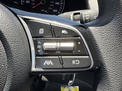 Used 2024 Kia Forte LXS FWD image 22