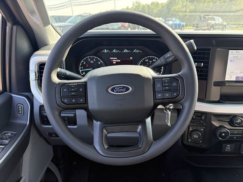 New 2026 Ford F350 XLT w/ FX4 Off-Road Package AWD/4WD image 24