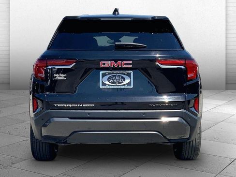 Used 2025 GMC Terrain Elevation AWD/4WD image 3