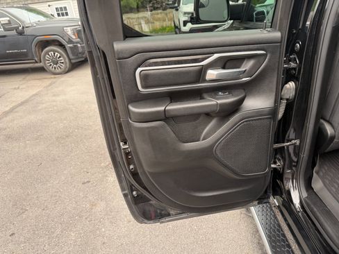 Used 2022 RAM 1500 Big Horn AWD/4WD image 17
