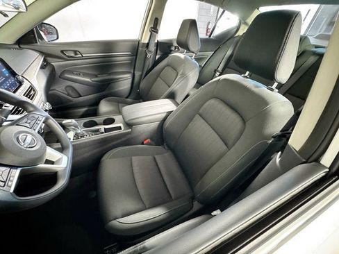New 2026 Nissan Altima 2.5 SV FWD image 16