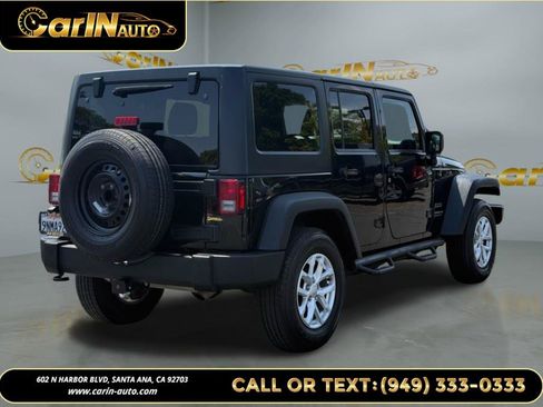 Used 2017 Jeep Wrangler Unlimited Sport w/ Quick Order Package 24S AWD/4WD image 4