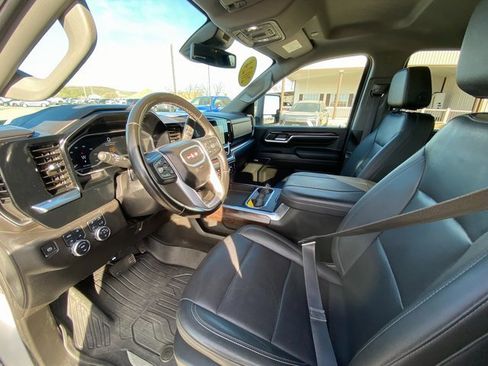 Used 2024 GMC Sierra 3500 SLT w/ SLT Premium Package image 12