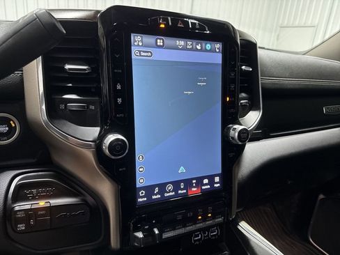 Used 2023 RAM 4500 Laramie AWD/4WD image 14