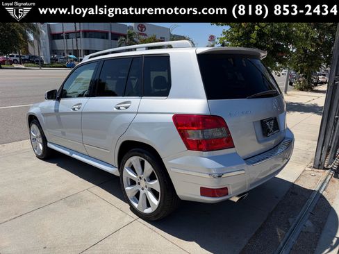 Used 2010 Mercedes-Benz GLK 350 4MATIC image 5