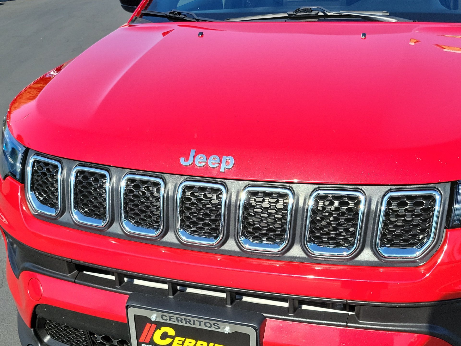 Certified 2024 Jeep Compass Latitude AWD/4WD image 22