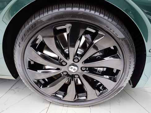 Certified 2022 Bentley Flying Spur V8 AWD/4WD image 44