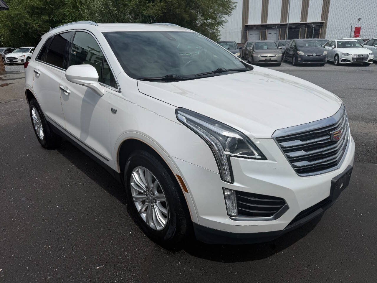Used 2017 Cadillac XT5 FWD image 5