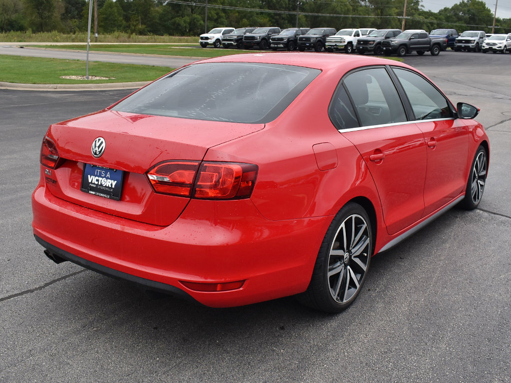 Used 2012 Volkswagen Jetta GLI FWD image 13