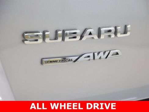 Used 2023 Subaru Crosstrek 2.5i Limited w/ Moonroof Package image 12