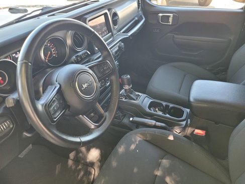 Used 2022 Jeep Wrangler Sport S image 14