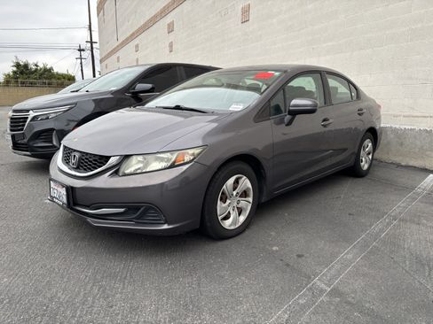 Used 2014 Honda Civic LX image 2