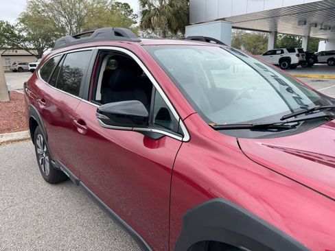 Used 2024 Subaru Outback Limited AWD/4WD image 15