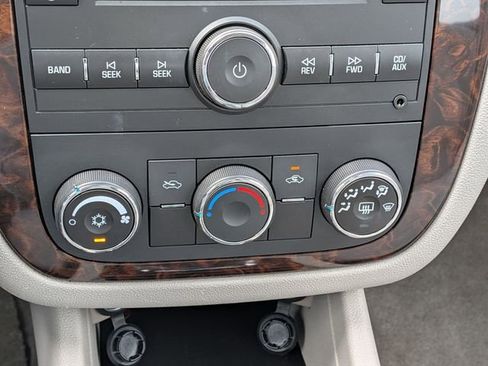 Used 2016 Chevrolet Impala Limited LS FWD image 23