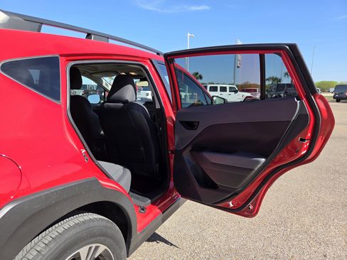 Used 2024 Subaru Crosstrek 2.0i Premium image 15