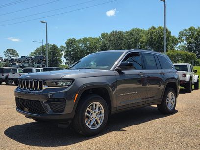 New 2026 Jeep Grand Cherokee Laredo X
