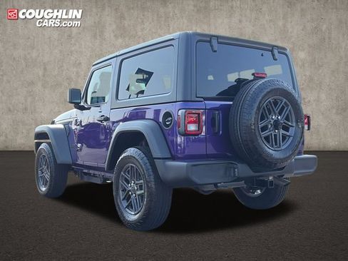 Used 2026 Jeep Wrangler Sport AWD/4WD image 5