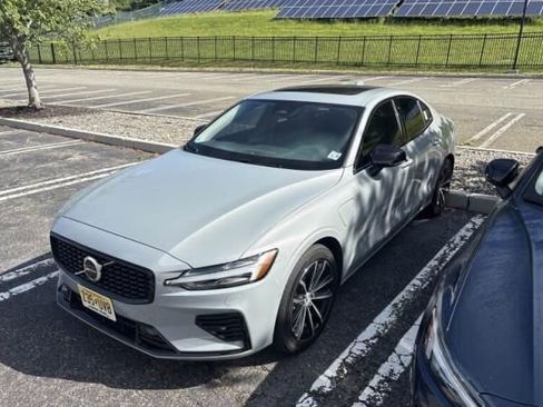Used 2025 Volvo S60 T8 Plus w/ Climate Package AWD/4WD image 2