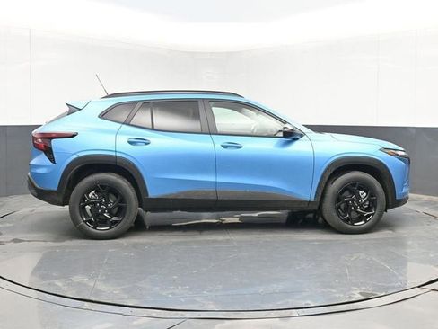 New 2026 Chevrolet Trax LT w/ Driver Confidence Package FWD image 15