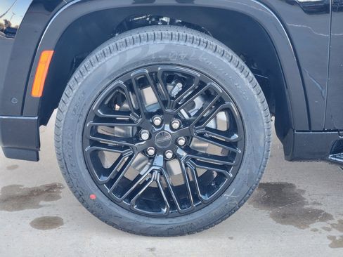 New 2025 Jeep Wagoneer Series II image 11