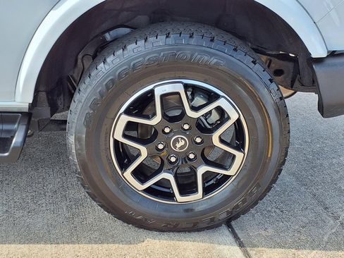 Used 2026 Ford Bronco Outer Banks AWD/4WD image 30