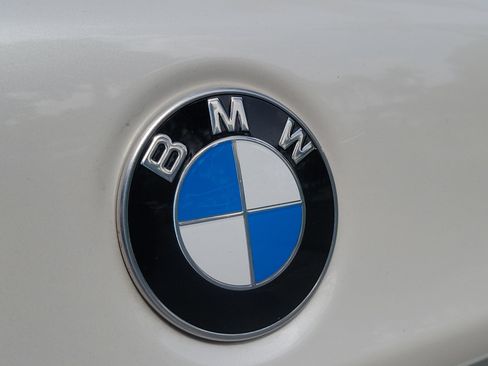 Used 2023 BMW 540i w/ Executive Package RWD image 6