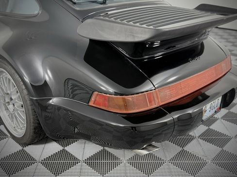 Used 1991 Porsche 911 Turbo image 12