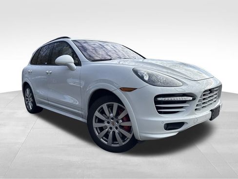 Used 2012 Porsche Cayenne Turbo image 1