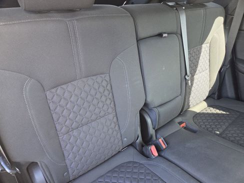 Used 2020 Chevrolet Blazer LT FWD image 20
