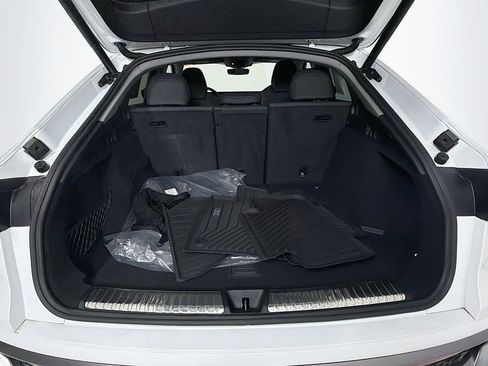 Used 2025 Audi Q5 Premium Plus w/ Premium Plus AWD/4WD image 28